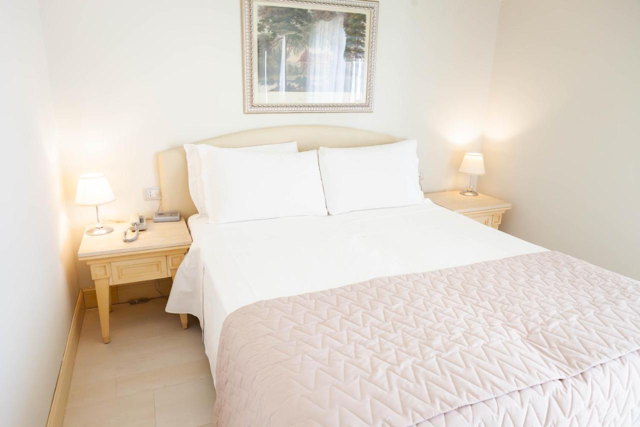 Hotel Conchiglia تّشيرفييا المظهر الخارجي الصورة