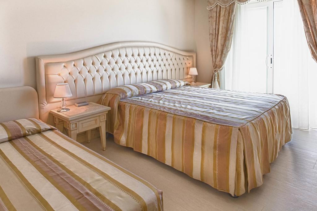 Hotel Conchiglia تّشيرفييا المظهر الخارجي الصورة
