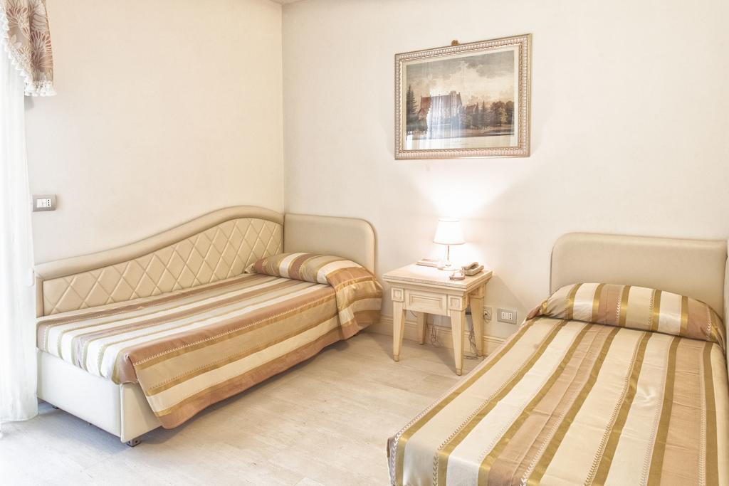 Hotel Conchiglia تّشيرفييا المظهر الخارجي الصورة